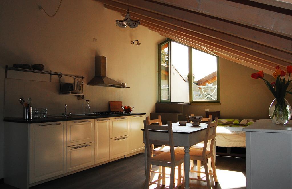 Il Bosso Del Lago Ameno Habitación foto